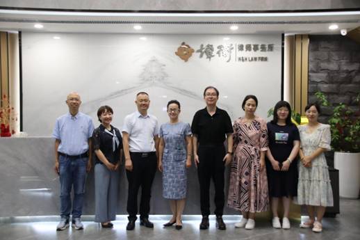 143939c786679249ae8a3559d861444